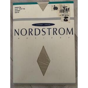 Nordstrom Vtg Pantyhose Style 92 Seashell Hosiery New Sheer Sz C Control Top